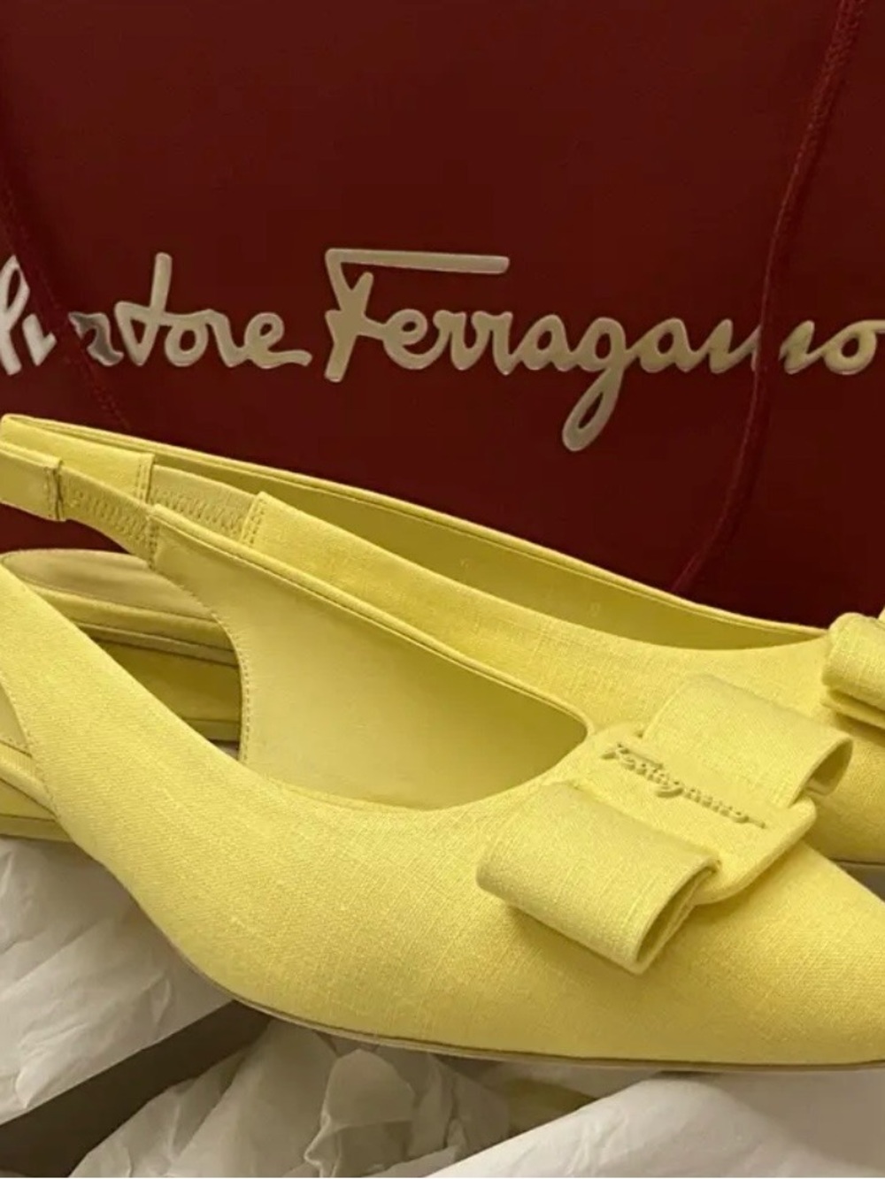 Salvatore Ferragamo Viva Slingback Yellow new sz 9.5